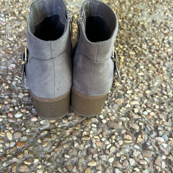 Light Grey Bootie - Picture 3 of 4